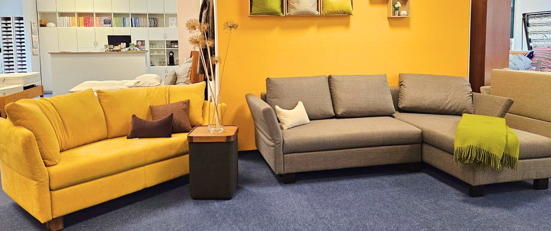 TraumKonzept Schlafsofas in stilvoller Ausstellung – erhältlich online und in unseren Fachgeschäften in Berlin, Dresden und Leipzig